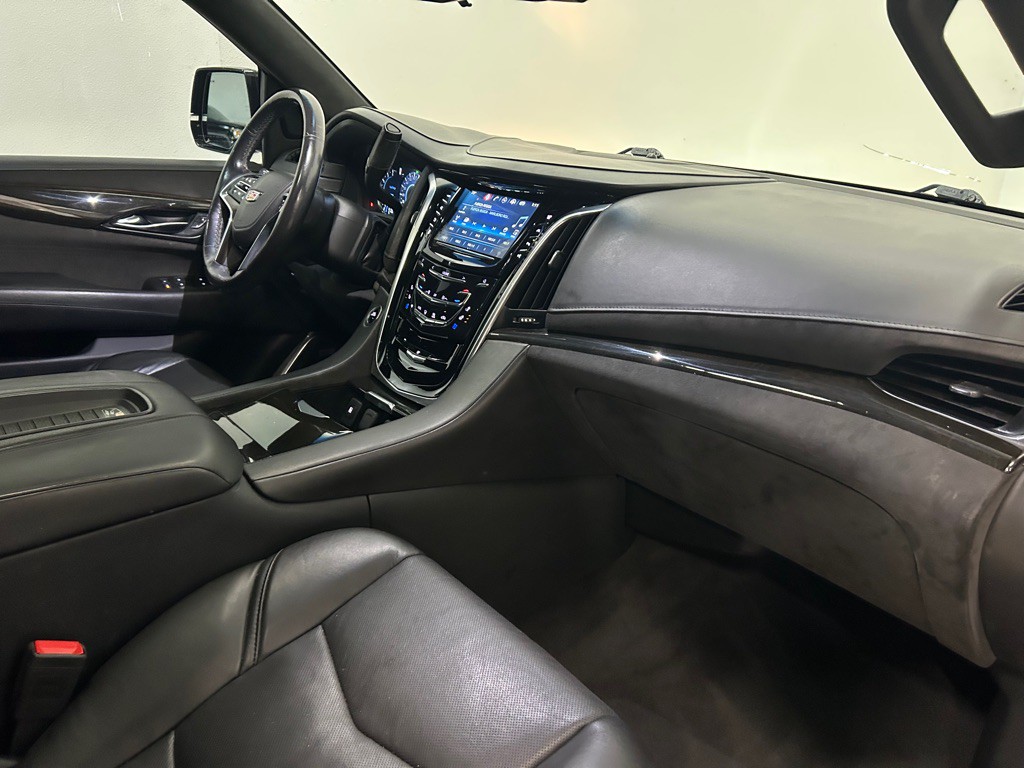 2020 Cadillac Escalade Image 28