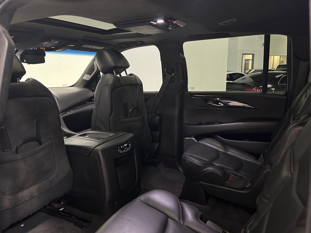 2020 Cadillac Escalade Image 33