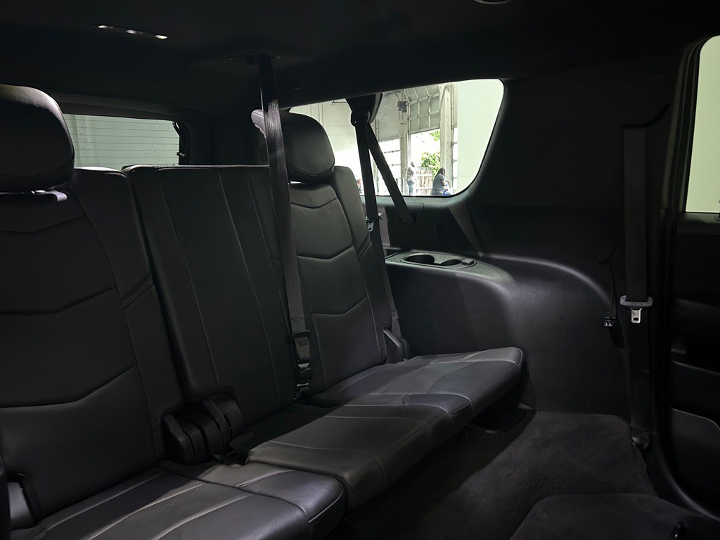2020 Cadillac Escalade Image 40
