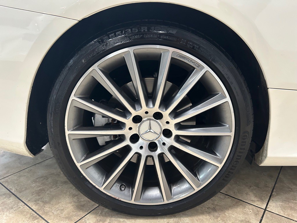 2019 Mercedes-Benz C-Class Image 14