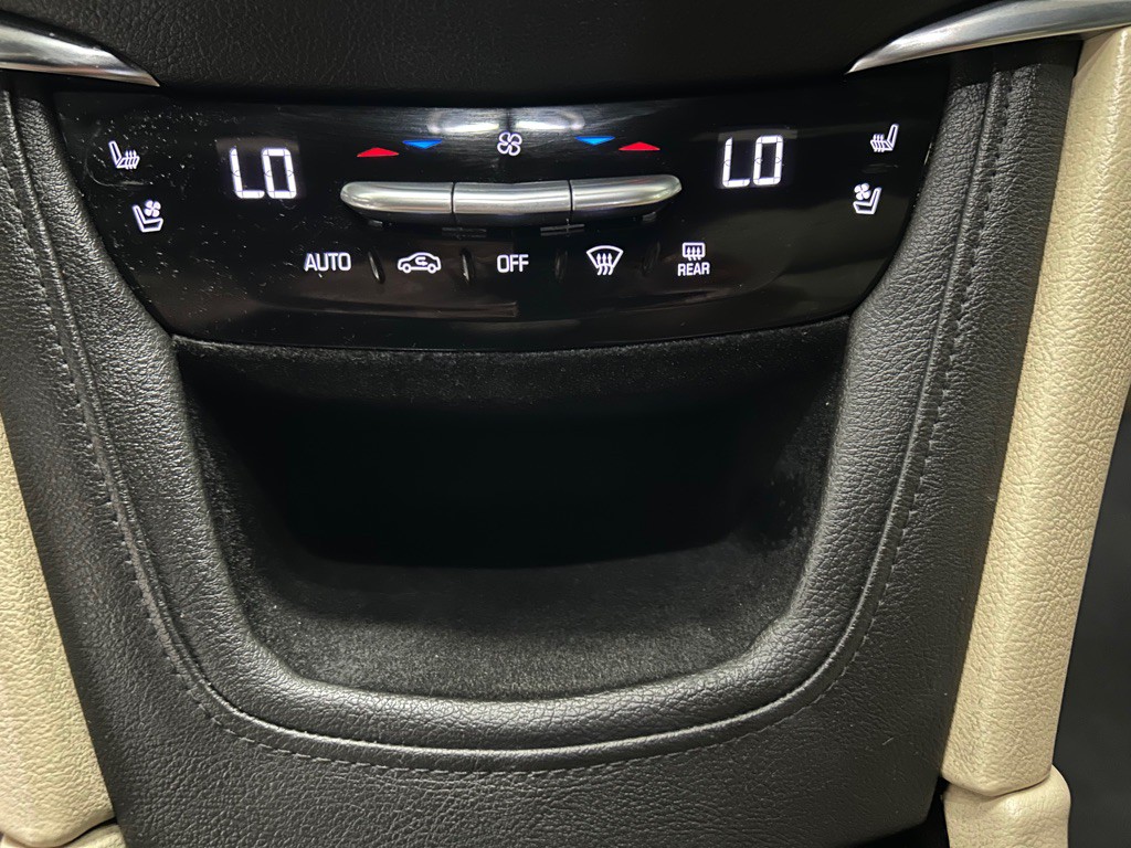 2017 Cadillac XT5 Image 24