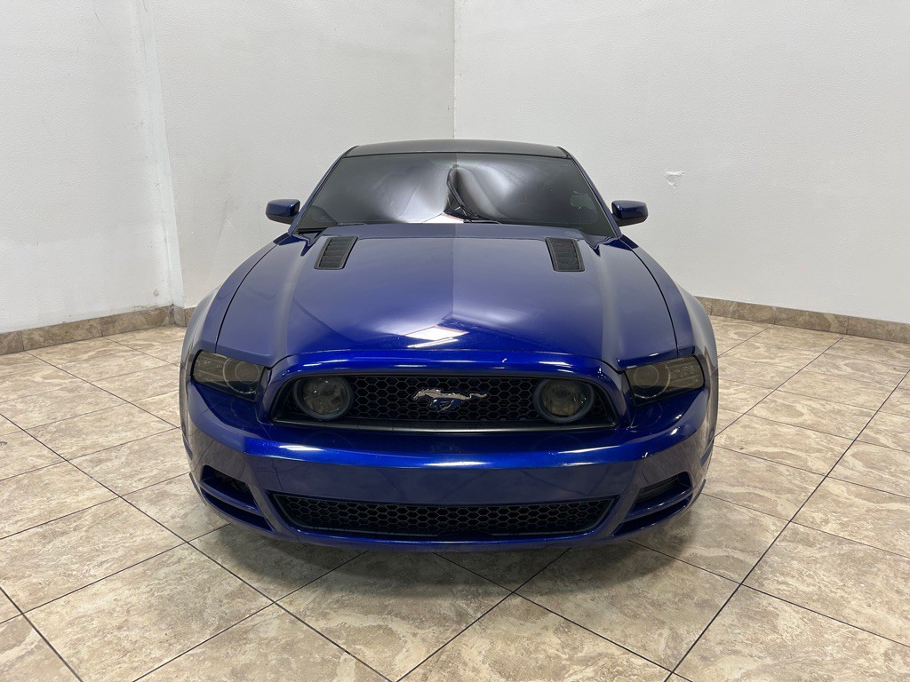 2014 Ford Mustang Image 2