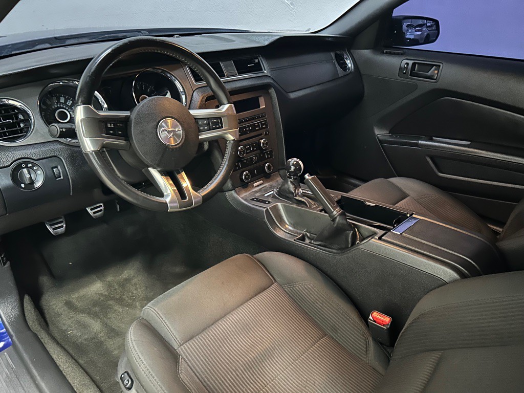 2014 Ford Mustang Image 17