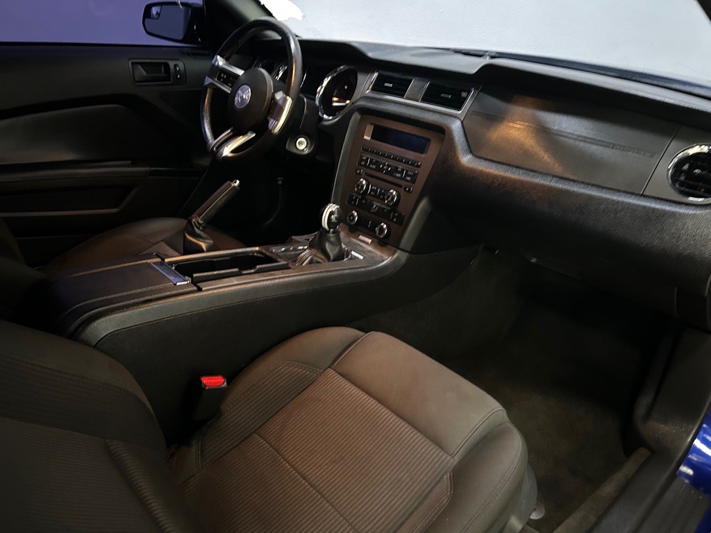 2014 Ford Mustang Image 21