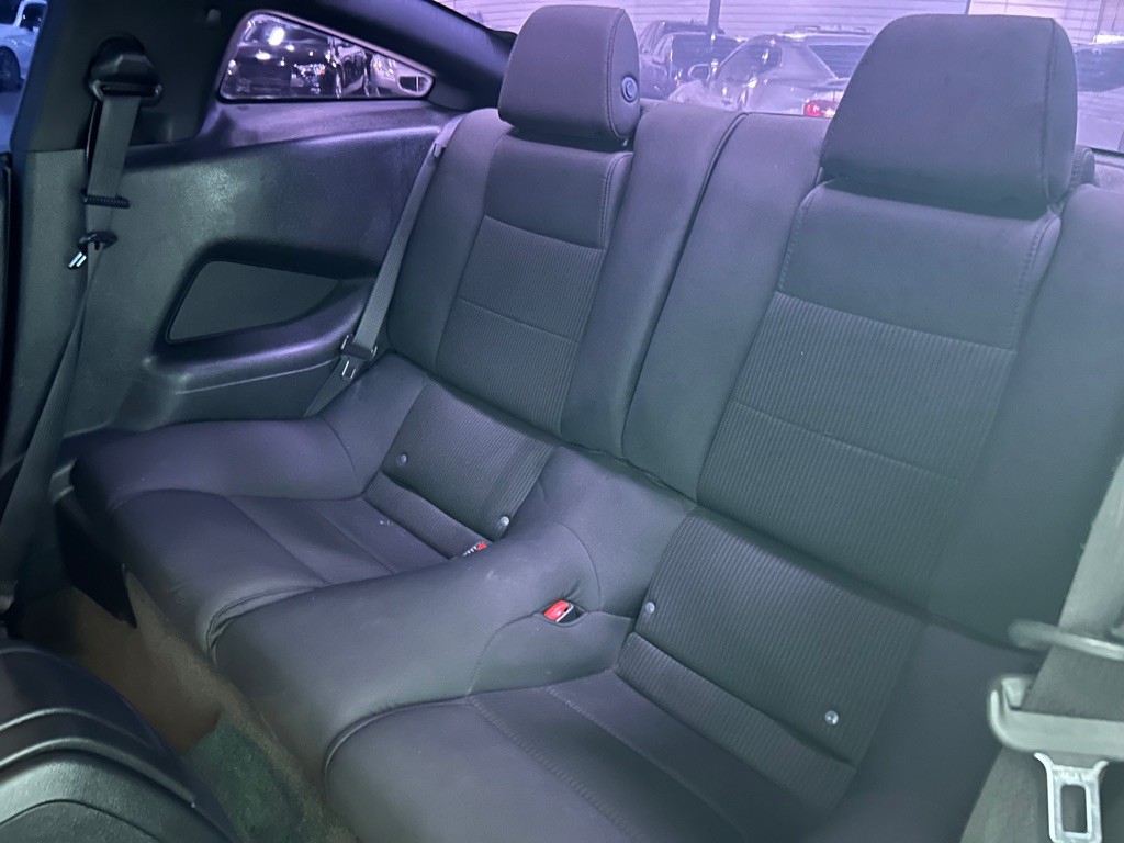 2014 Ford Mustang Image 32