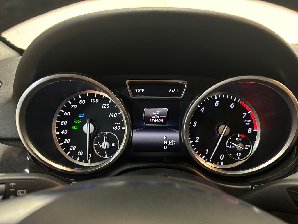 2015 Mercedes-Benz M-Class Image 18