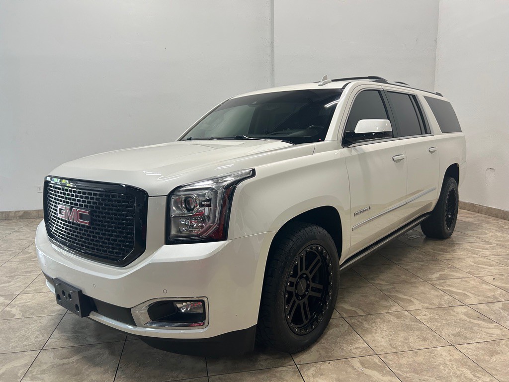 2015 GMC Yukon Image 1