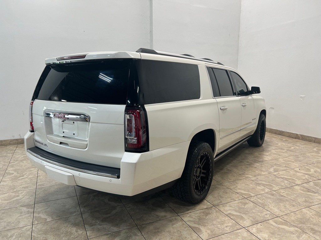 2015 GMC Yukon Image 7