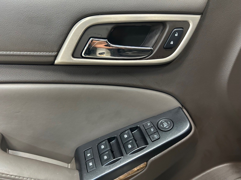 2015 GMC Yukon Image 16