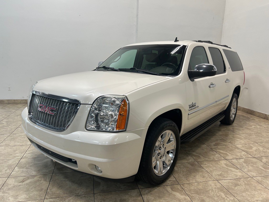 2013 GMC Yukon Image 1