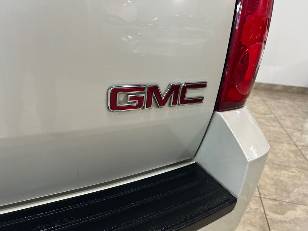 2013 GMC Yukon Image 10
