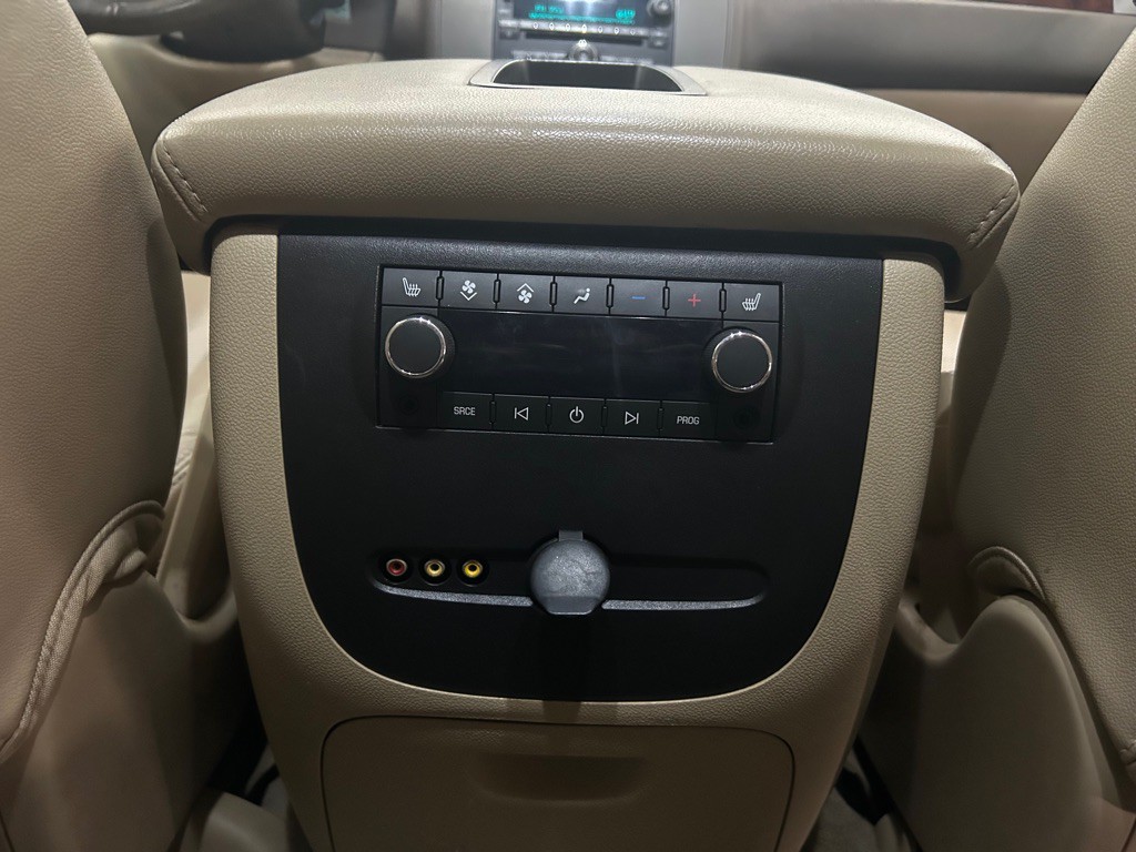2013 GMC Yukon Image 32