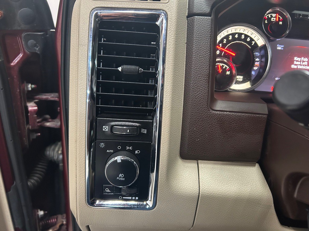 2017 RAM 1500 Image 16