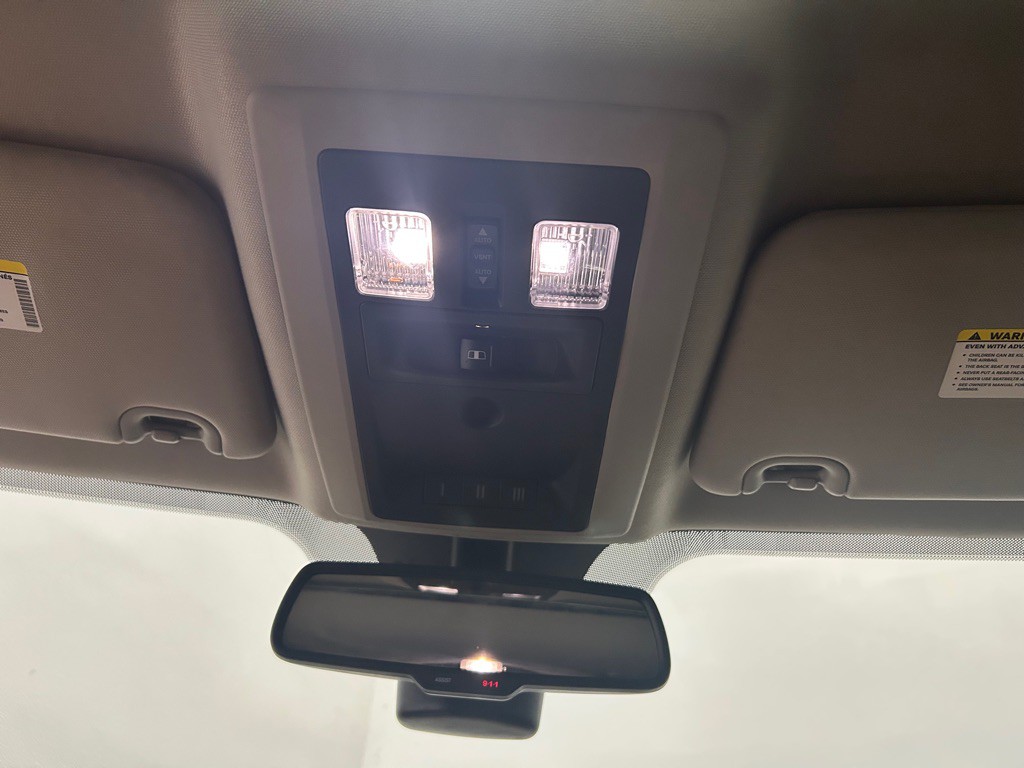 2017 RAM 1500 Image 25