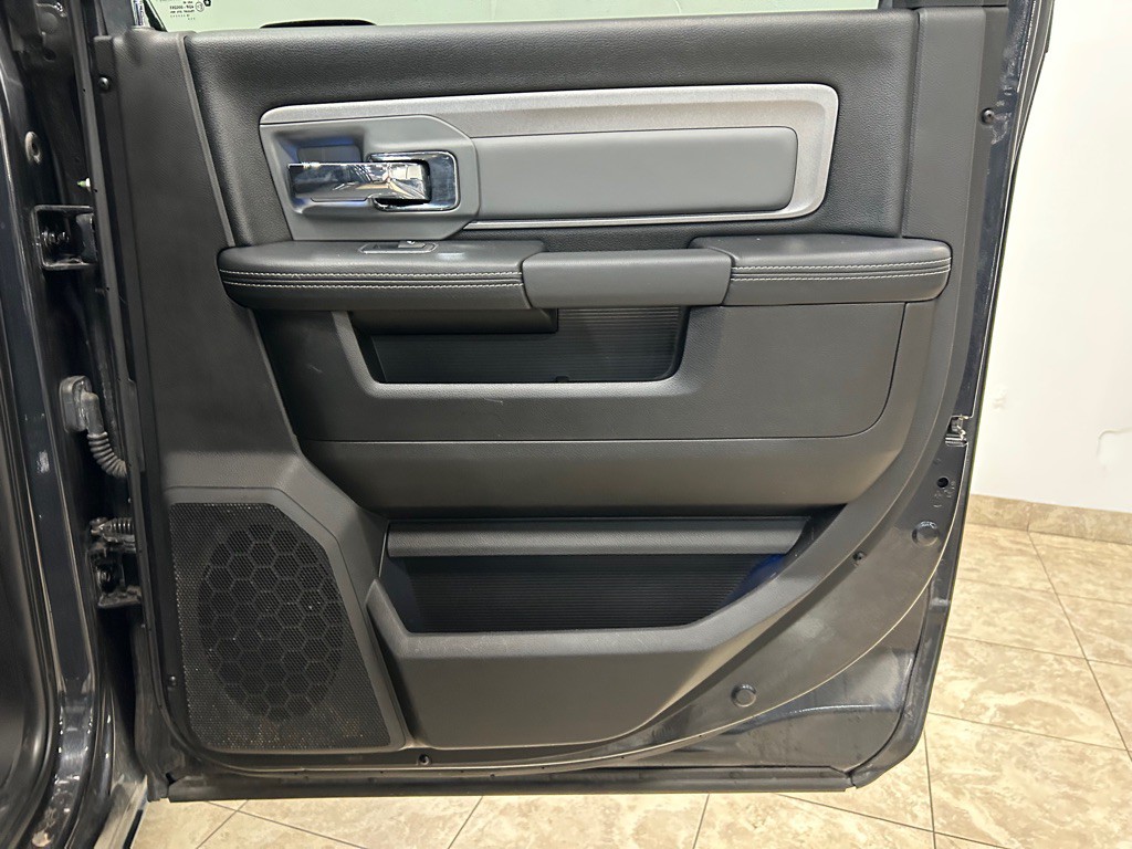 2018 RAM 2500 Image 37