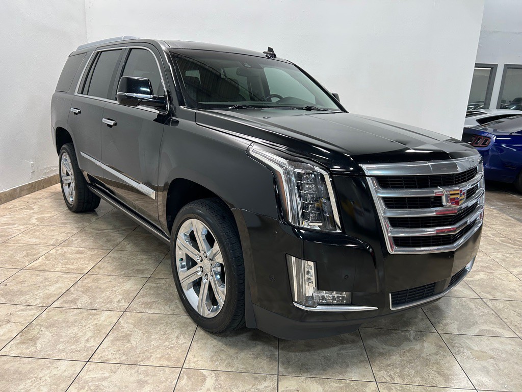 2017 Cadillac Escalade Image 4