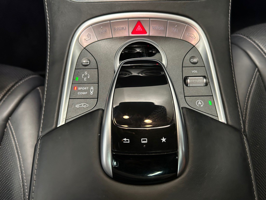 2016 Mercedes-Benz S-Class Image 25
