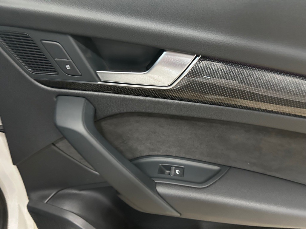 2018 Audi Q5 Image 37