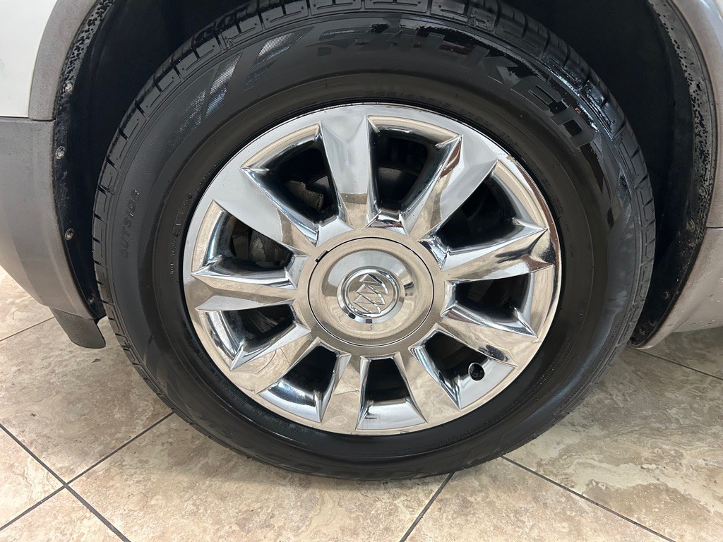 2012 Buick Enclave Image 11