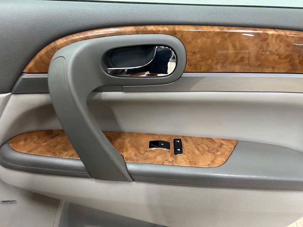 2012 Buick Enclave Image 27