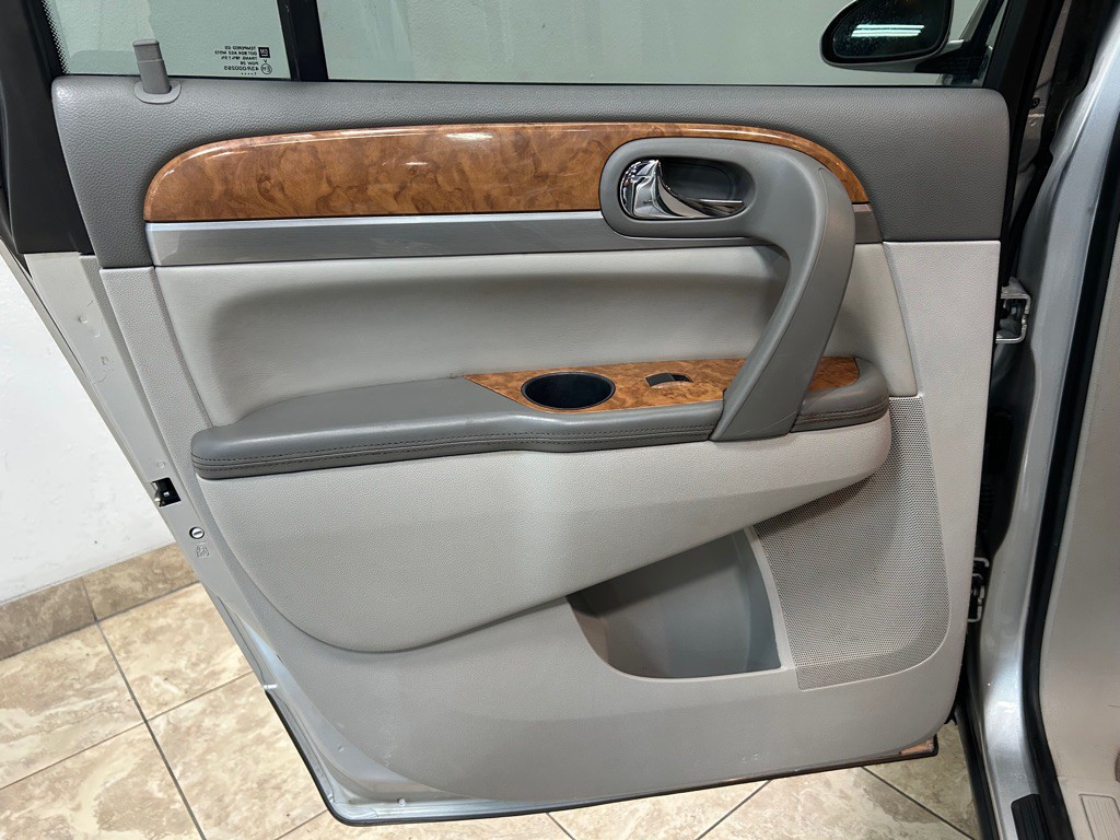 2012 Buick Enclave Image 35