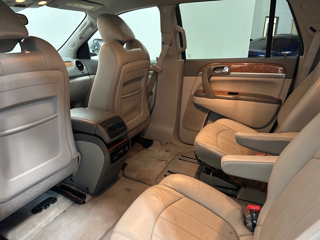 2012 Buick Enclave Image 37