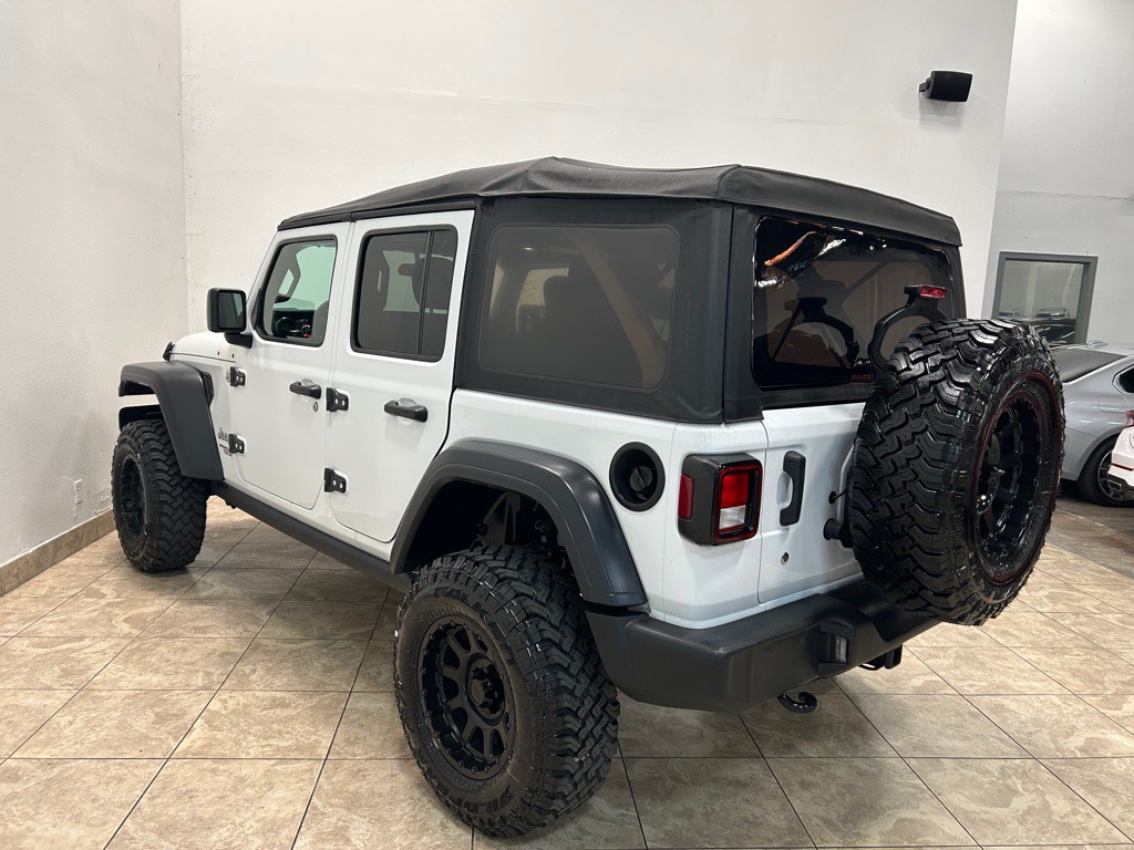 2018 Jeep Wrangler Unlimited Image 9