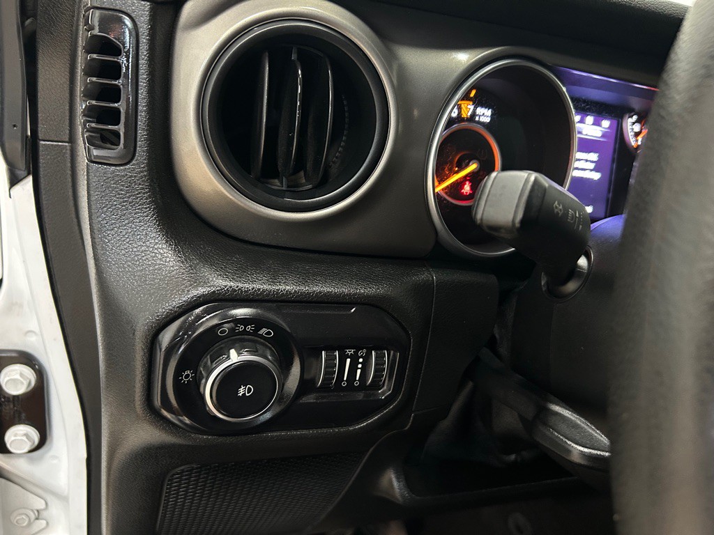 2018 Jeep Wrangler Unlimited Image 17