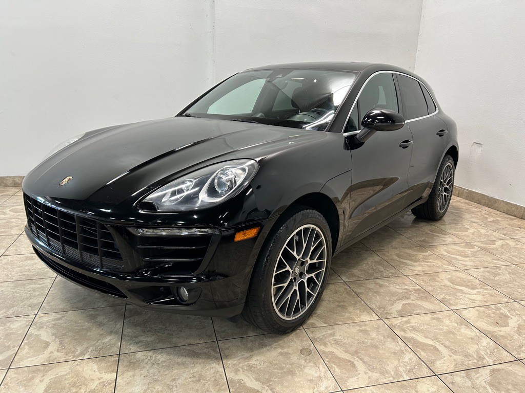 2018 Porsche Macan Image 1
