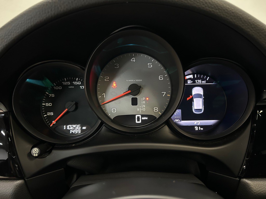 2018 Porsche Macan Image 18