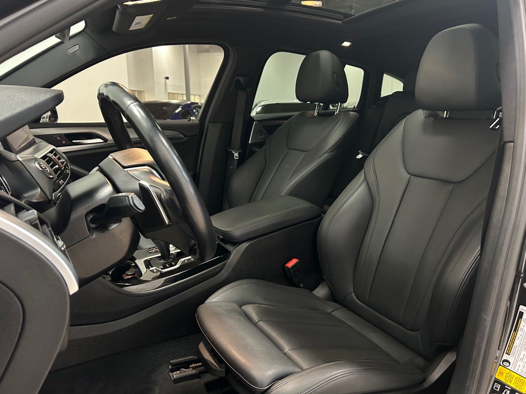 2019 BMW X4 Image 27