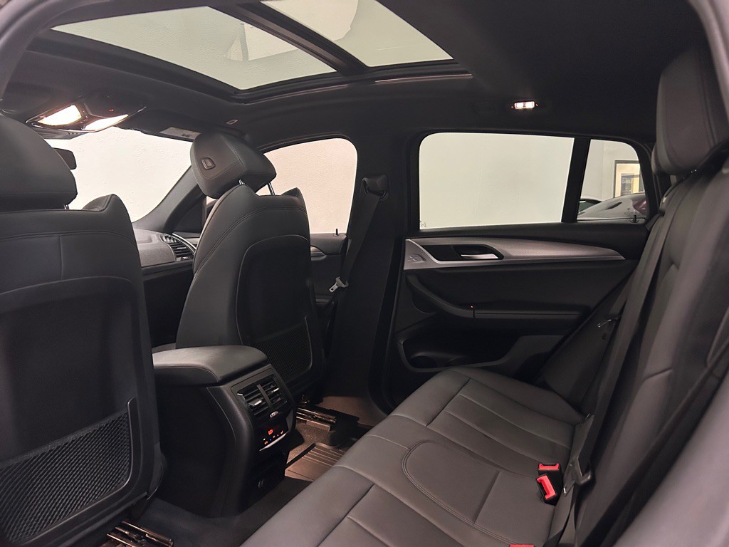 2019 BMW X4 Image 35