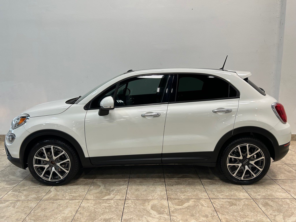 2016 FIAT 500 Image 4