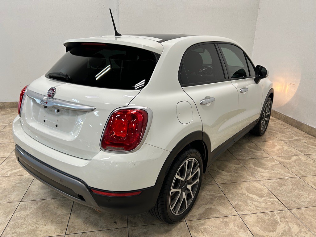 2016 FIAT 500 Image 6