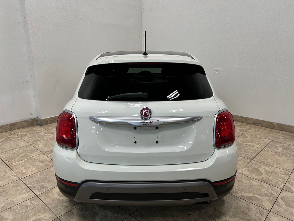 2016 FIAT 500 Image 7
