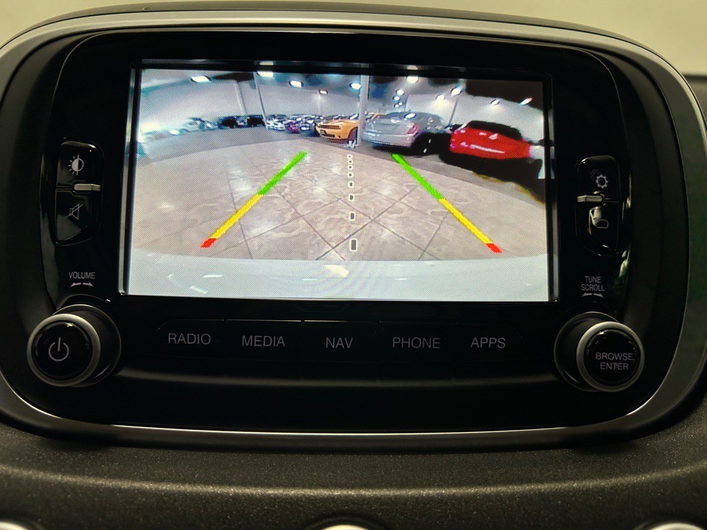 2016 FIAT 500 Image 25