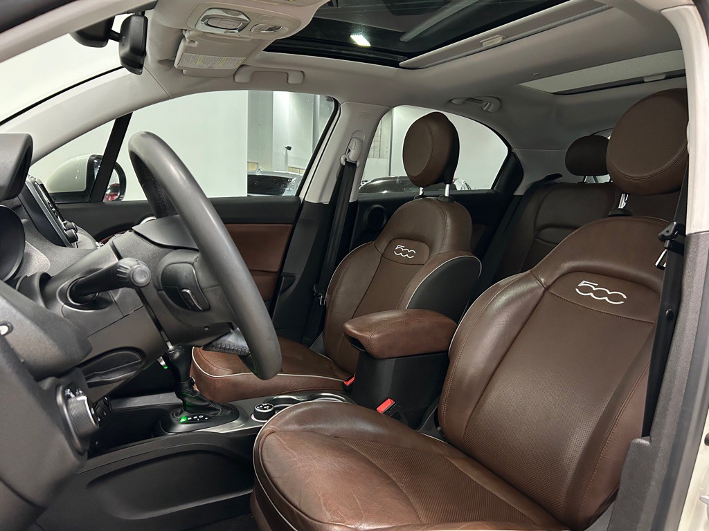 2016 FIAT 500 Image 28