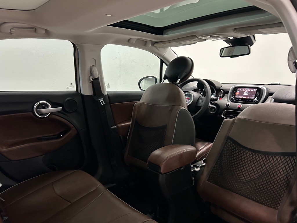 2016 FIAT 500 Image 40