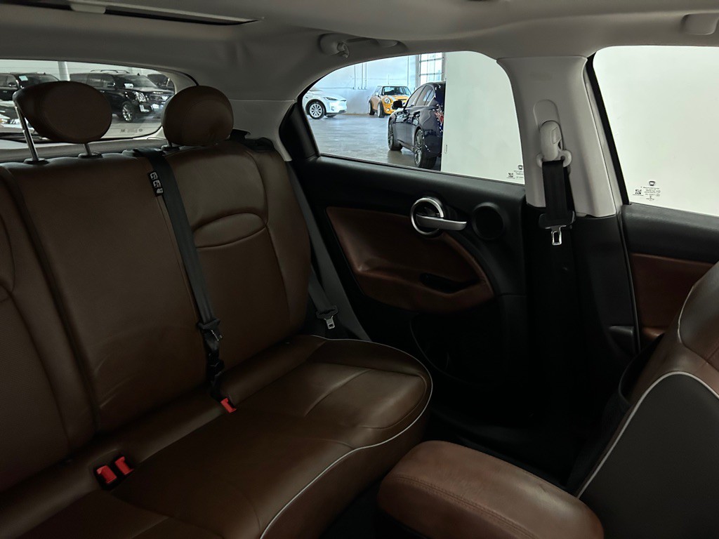 2016 FIAT 500 Image 41