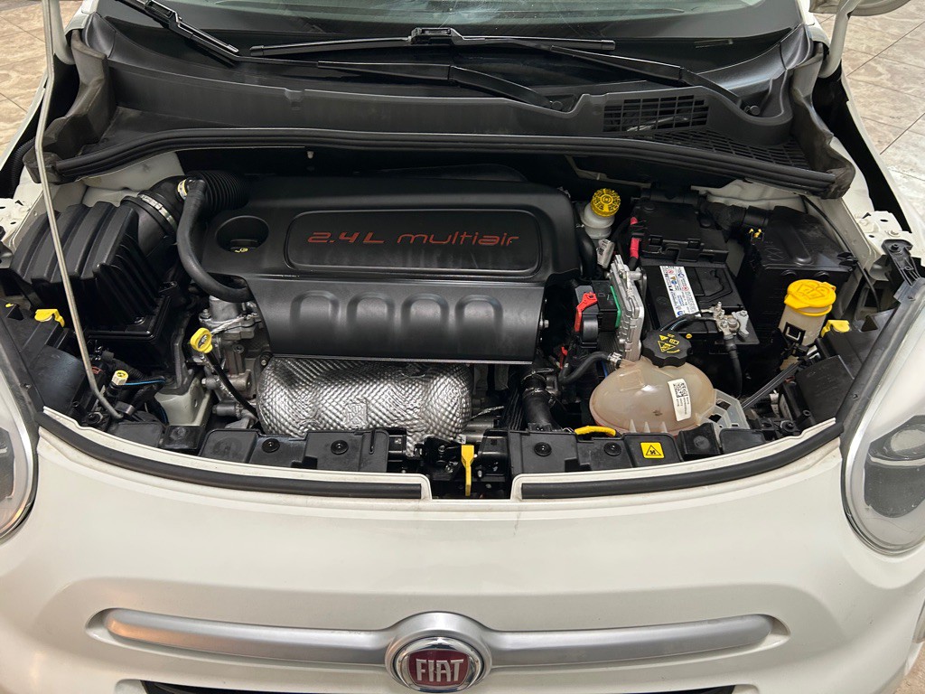 2016 FIAT 500 Image 42