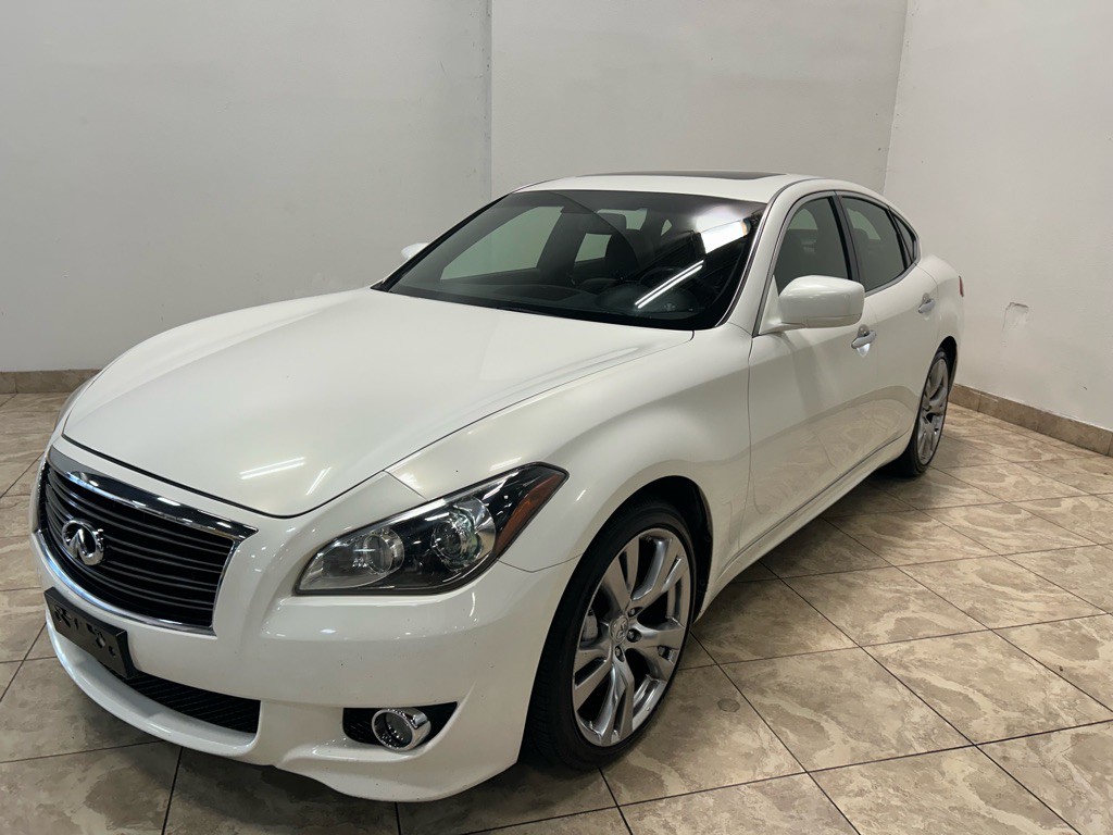 2013 INFINITI M37 Image 1