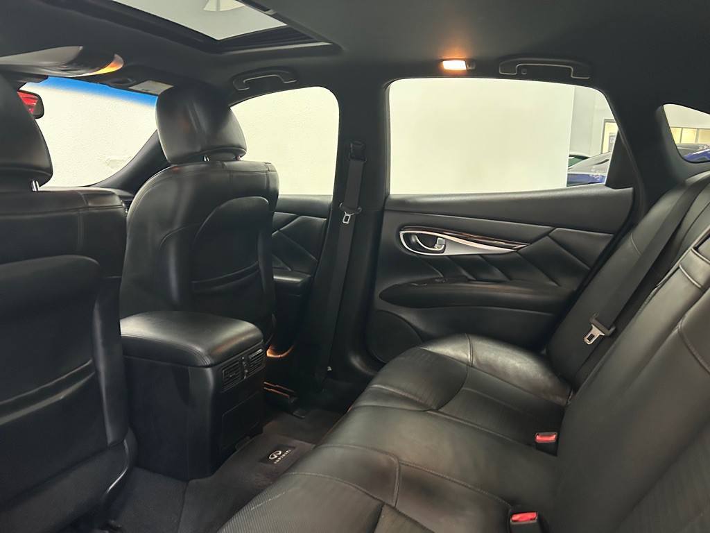 2013 INFINITI M37 Image 35
