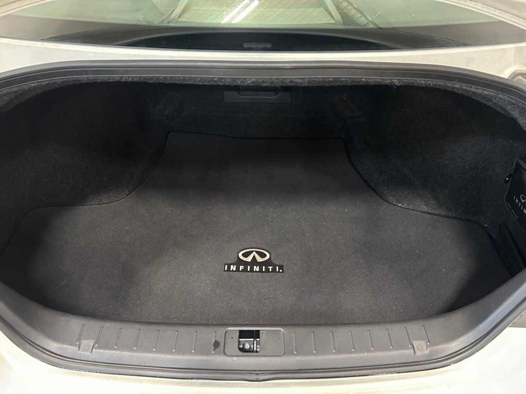 2013 INFINITI M37 Image 41