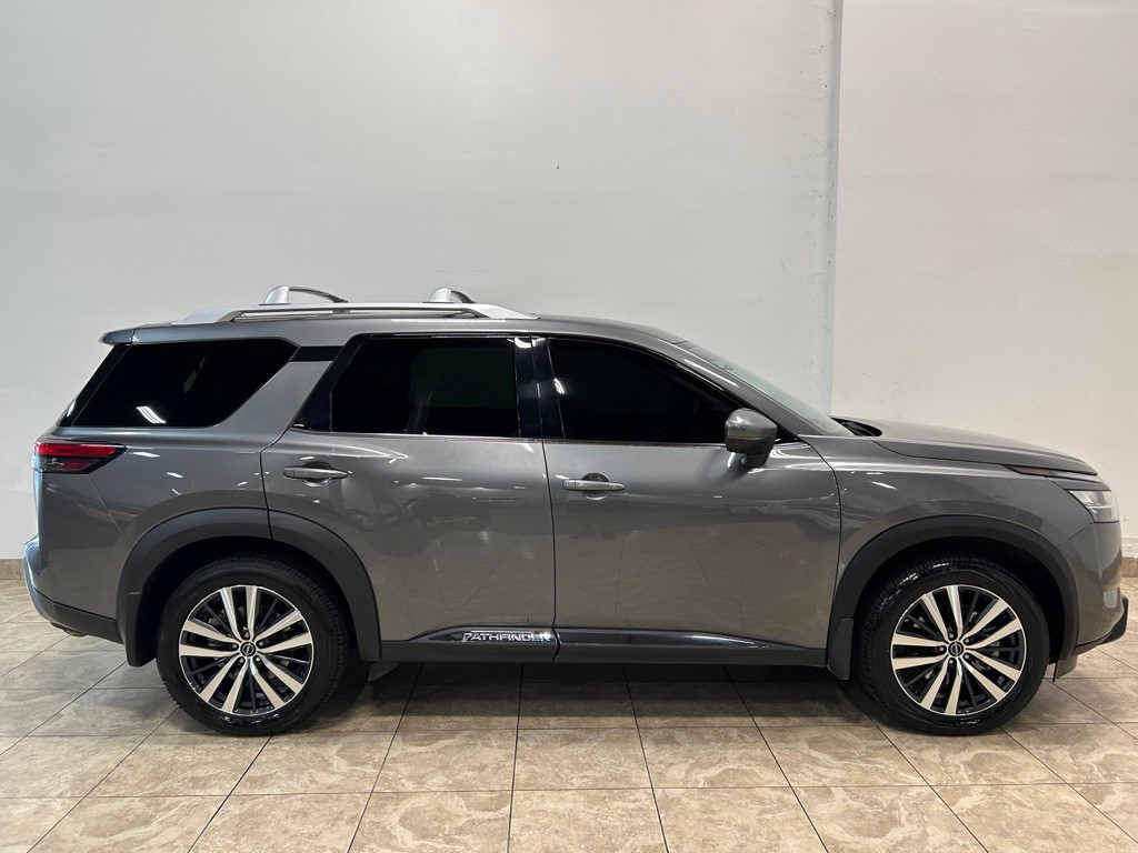 2022 Nissan Pathfinder Image 6