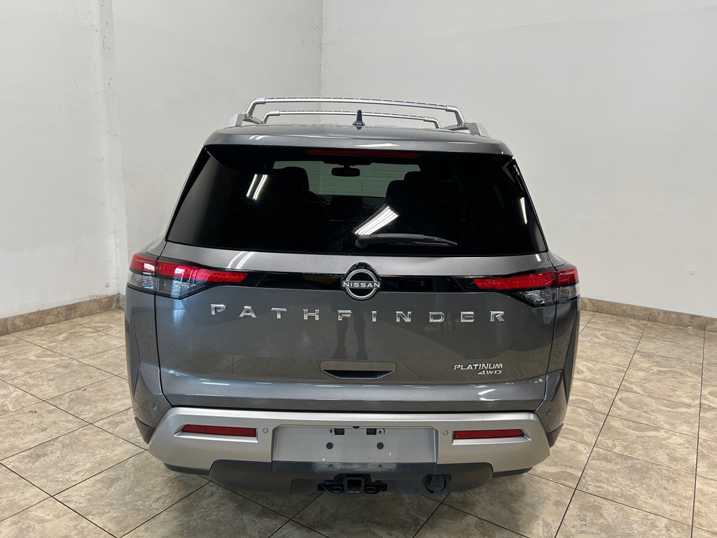 2022 Nissan Pathfinder Image 8