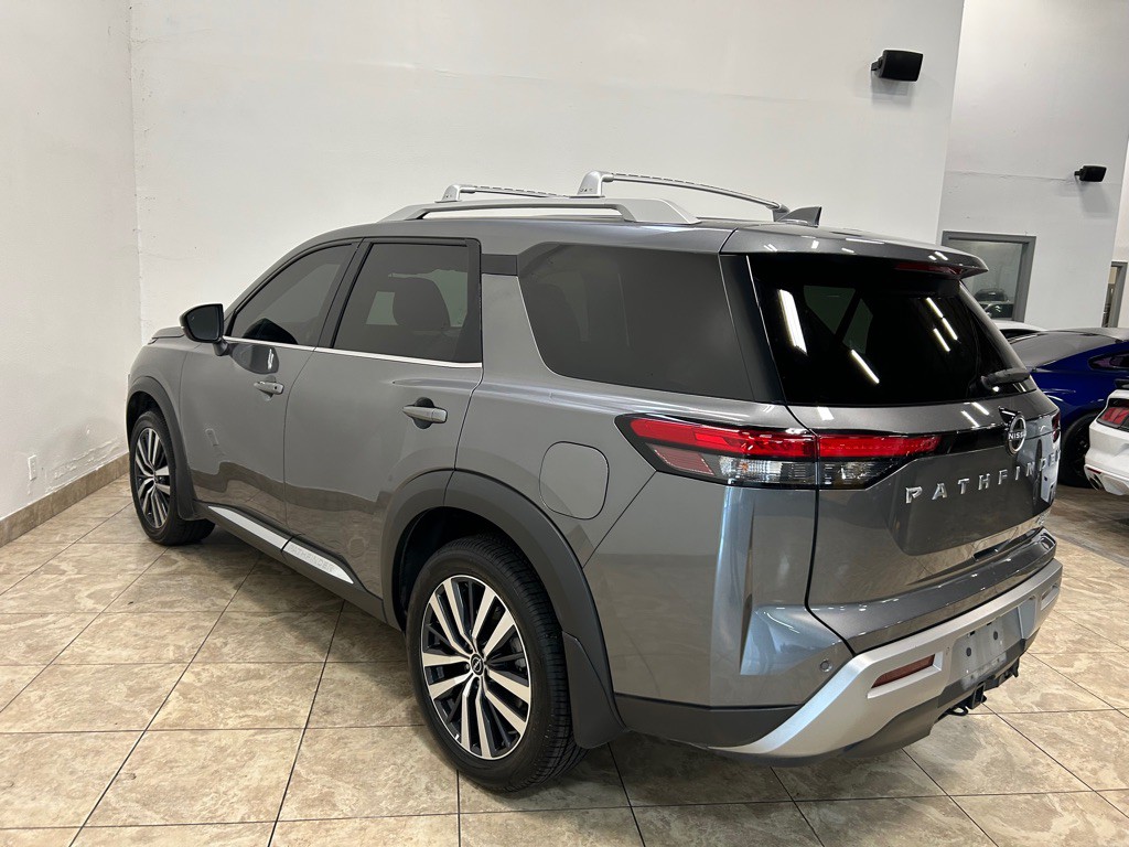 2022 Nissan Pathfinder Image 9