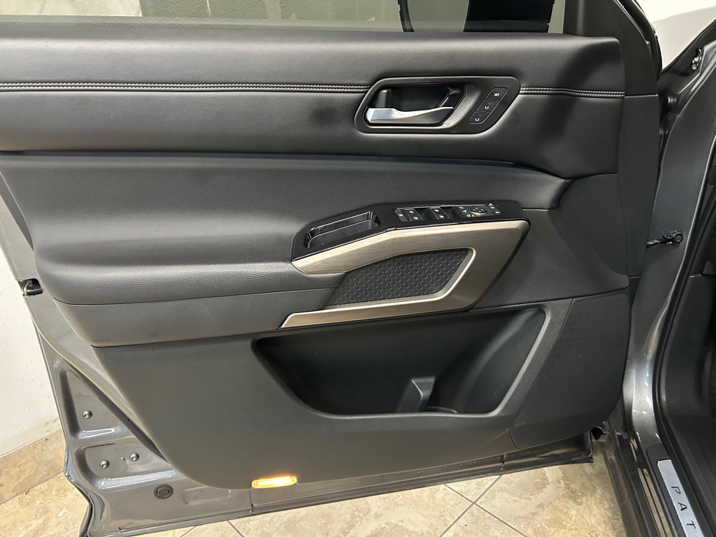 2022 Nissan Pathfinder Image 15