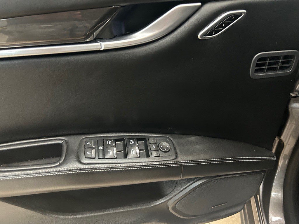 2017 Maserati Ghibli Image 15