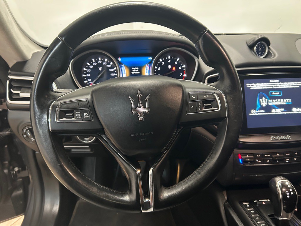 2017 Maserati Ghibli Image 18