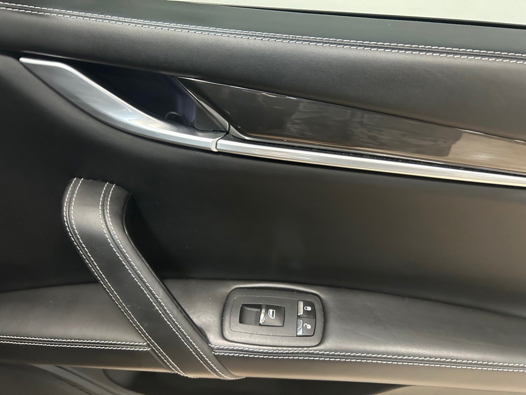 2017 Maserati Ghibli Image 28